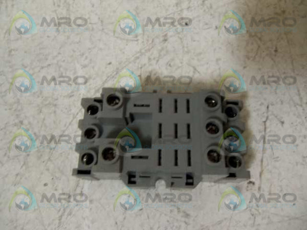 IDEC SH3B-05C RELAY SOCKET  NSNP