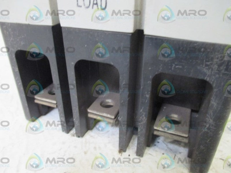 WESTINGHOUSE HKD3225 w aux switch and shunt CIRCUIT BREAKER  UNMP