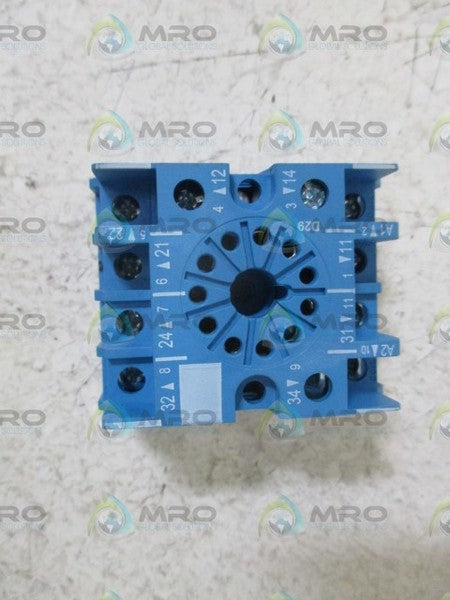 FINDER 90.27 RELAY SOCKET  NSNP