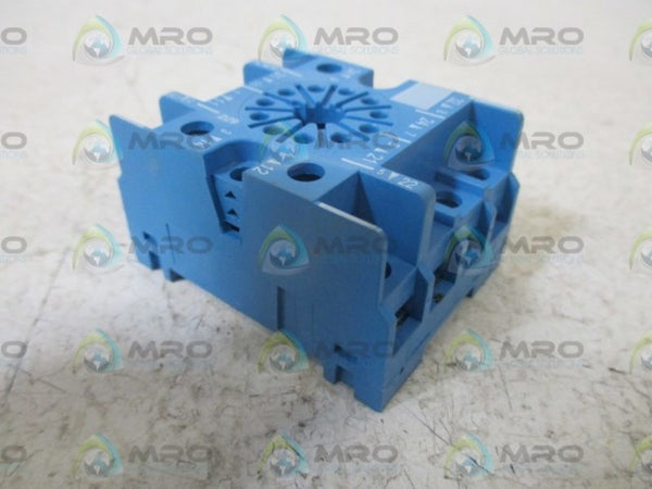 FINDER 90.27 RELAY SOCKET  NSNP