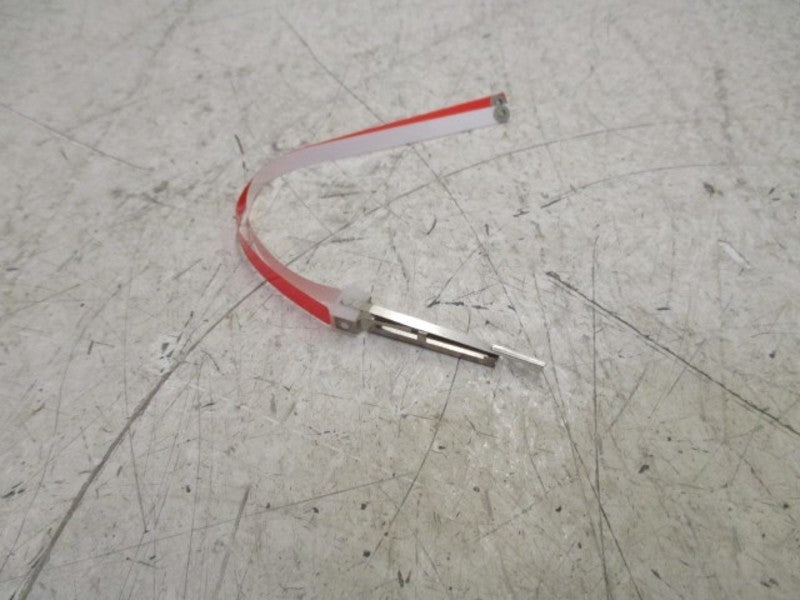 8J010902/A057 HOLDER  NSNP