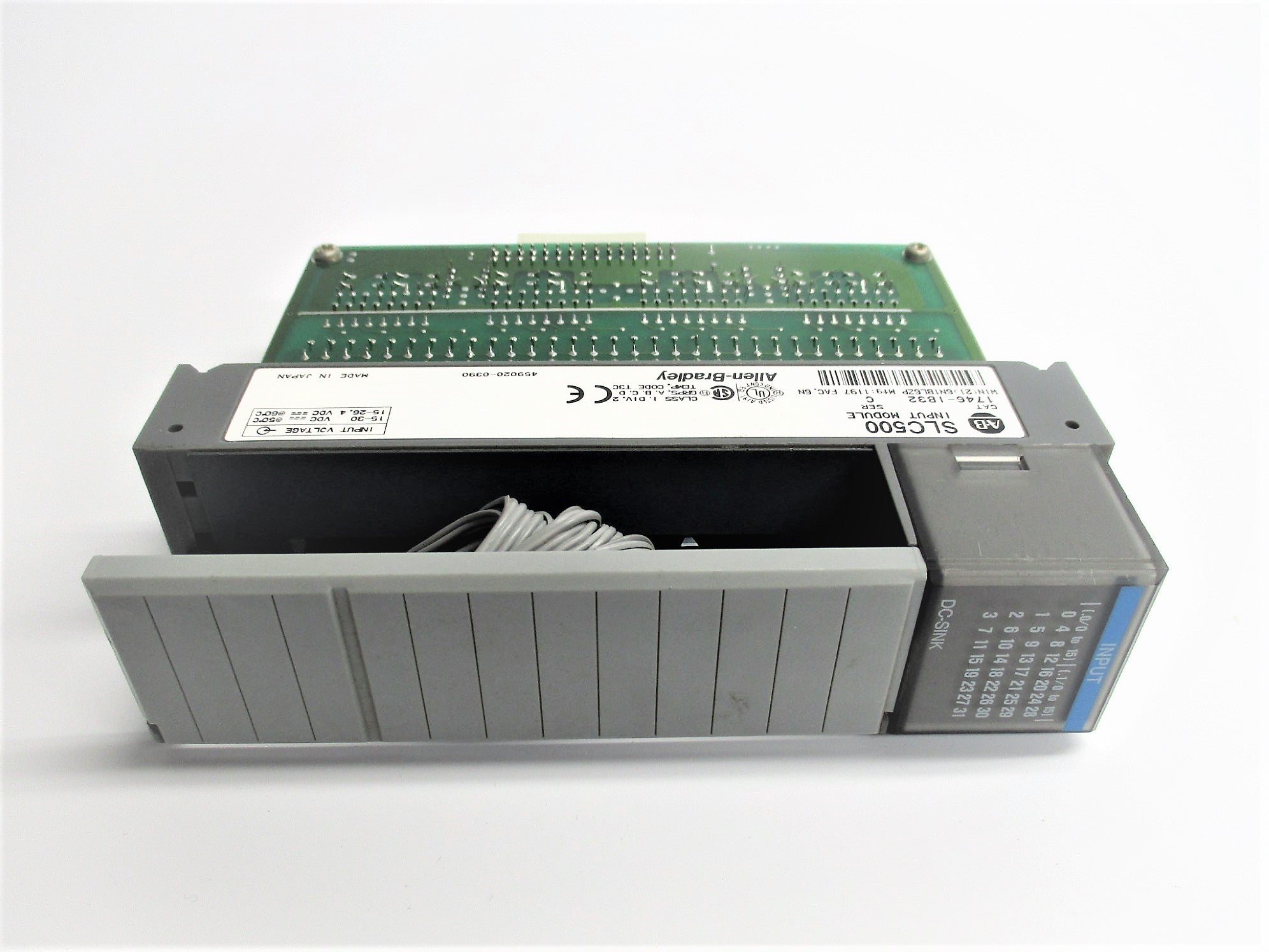 ALLEN BRADLEY 1746-IB32 SER. C UNMP