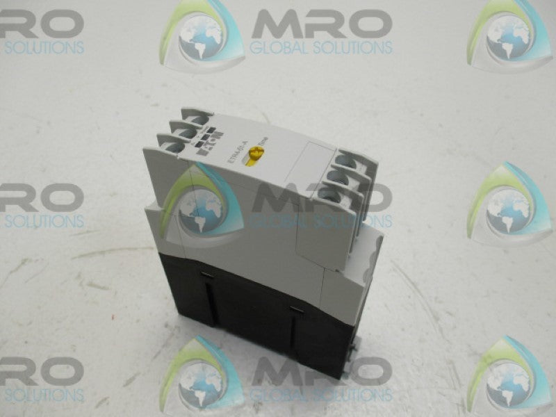 EATON  ETR4-51-A TIMING RELAY 3-60SECONDS 24-240V  NE WIN BOX