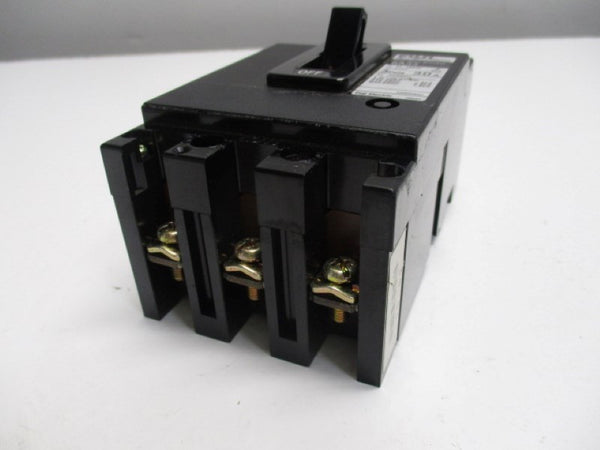 FUJI ELECTRIC SA33 AUTO BREAKER 3P 30A  NSNP