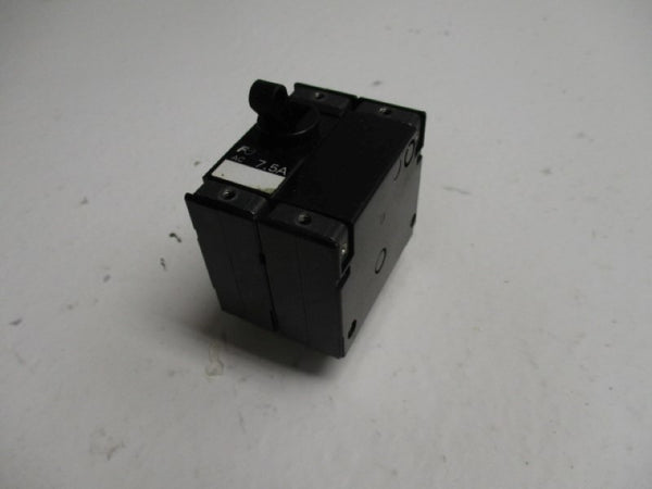 FUJI ELECTRIC CP32E/7.5 CIRCUIT BREAKER 7.5A 1KA 250VAC  UNMP