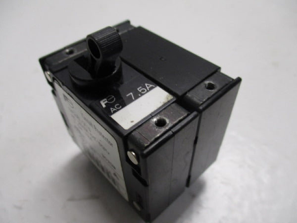 FUJI ELECTRIC CP32E/7.5 CIRCUIT BREAKER 7.5A 1KA 250VAC  UNMP
