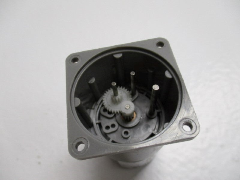 AIRPAX 9904-120-52605 GEARED DC MOTOR 57RPM 0.3N-M 12VDC (AS PICTURED)  UNMP