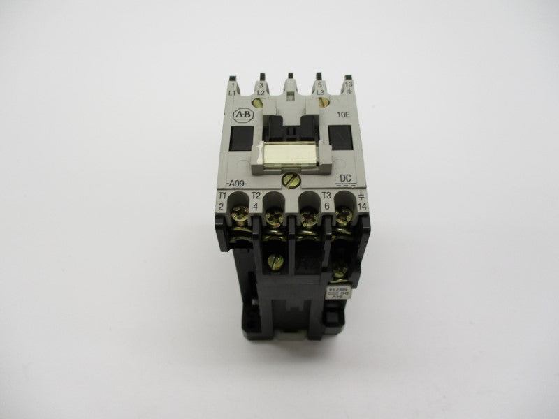 ALLEN BRADLEY 100-A09NZ3 SER. B 24VDC UNMP
