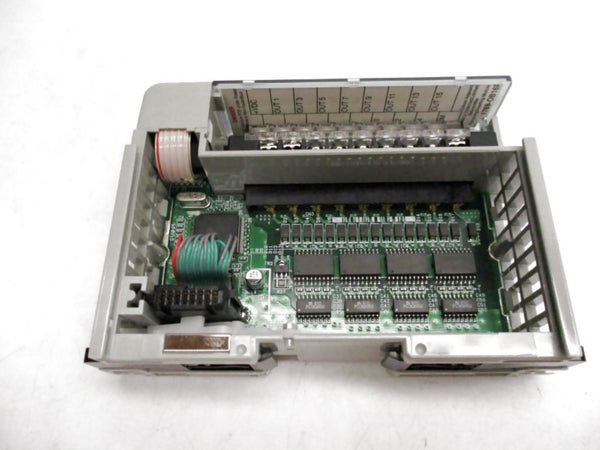 ALLEN BRADLEY 1769-OB16P SER. B F/W: 2.1 NSMP