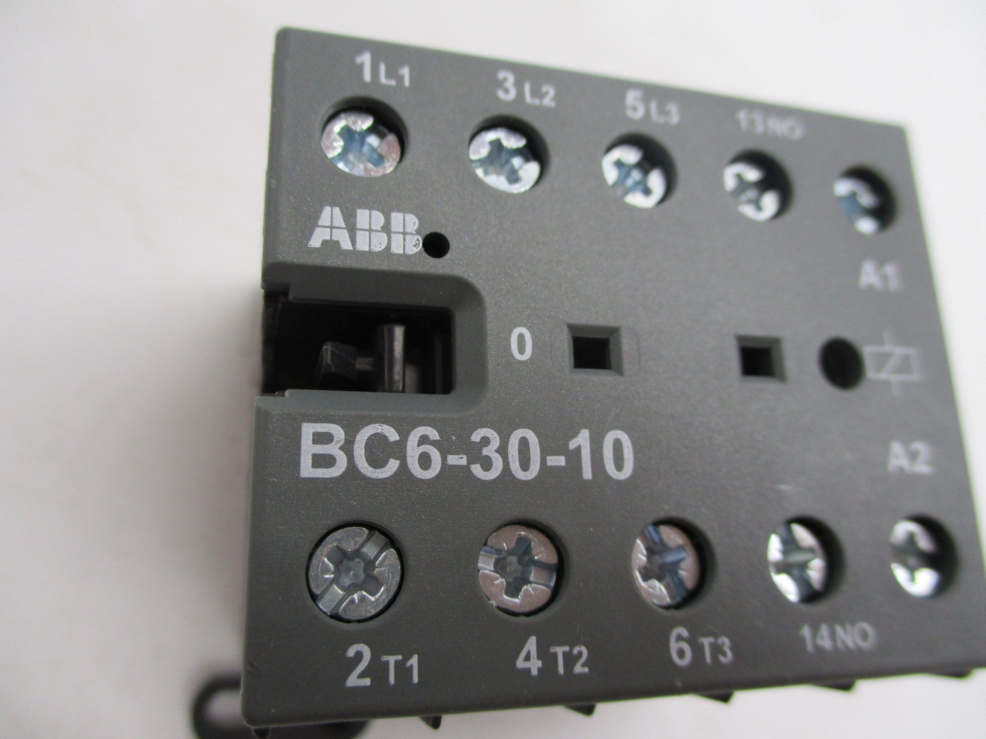 ABB BC6-30-10 24VDC NSNP
